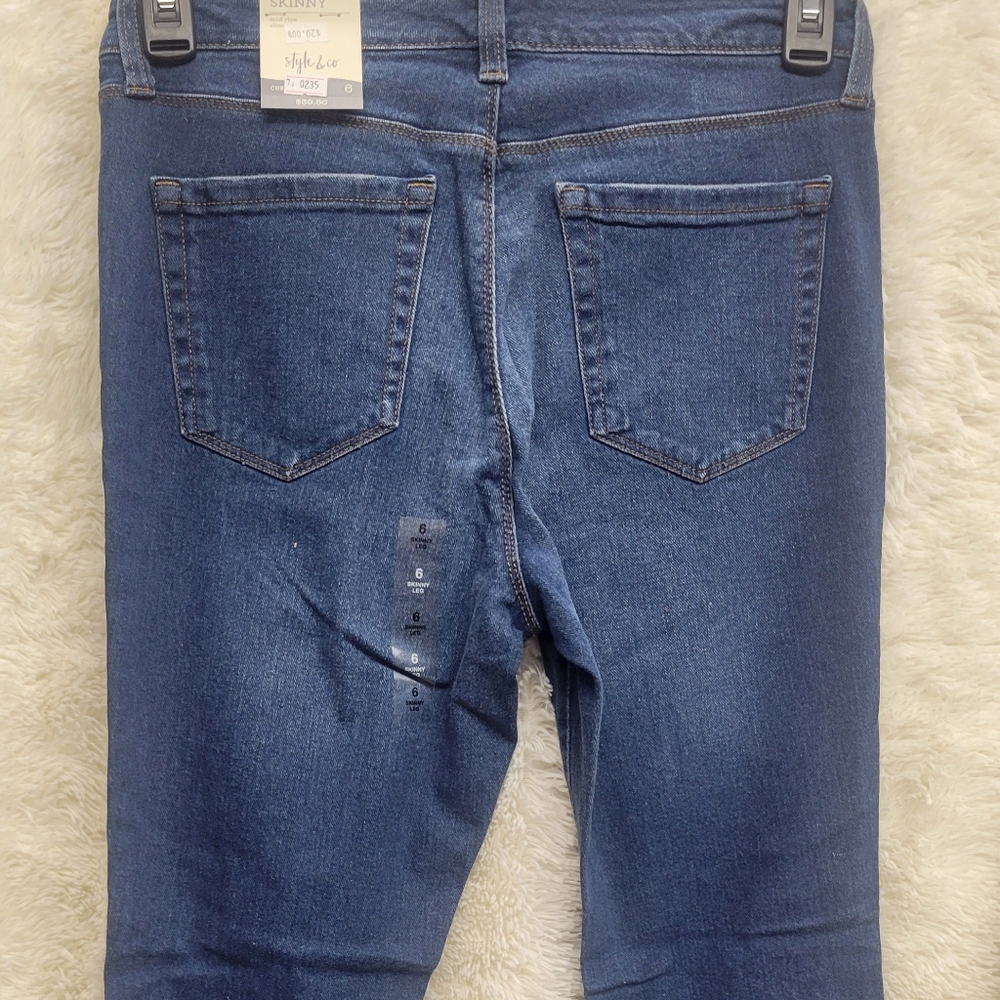 Style & Co curvy skinny leg jeans size 6